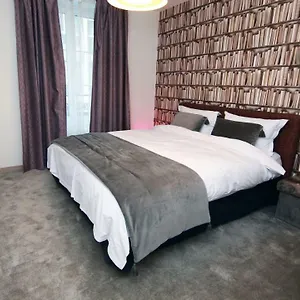 Cozy Ginebra