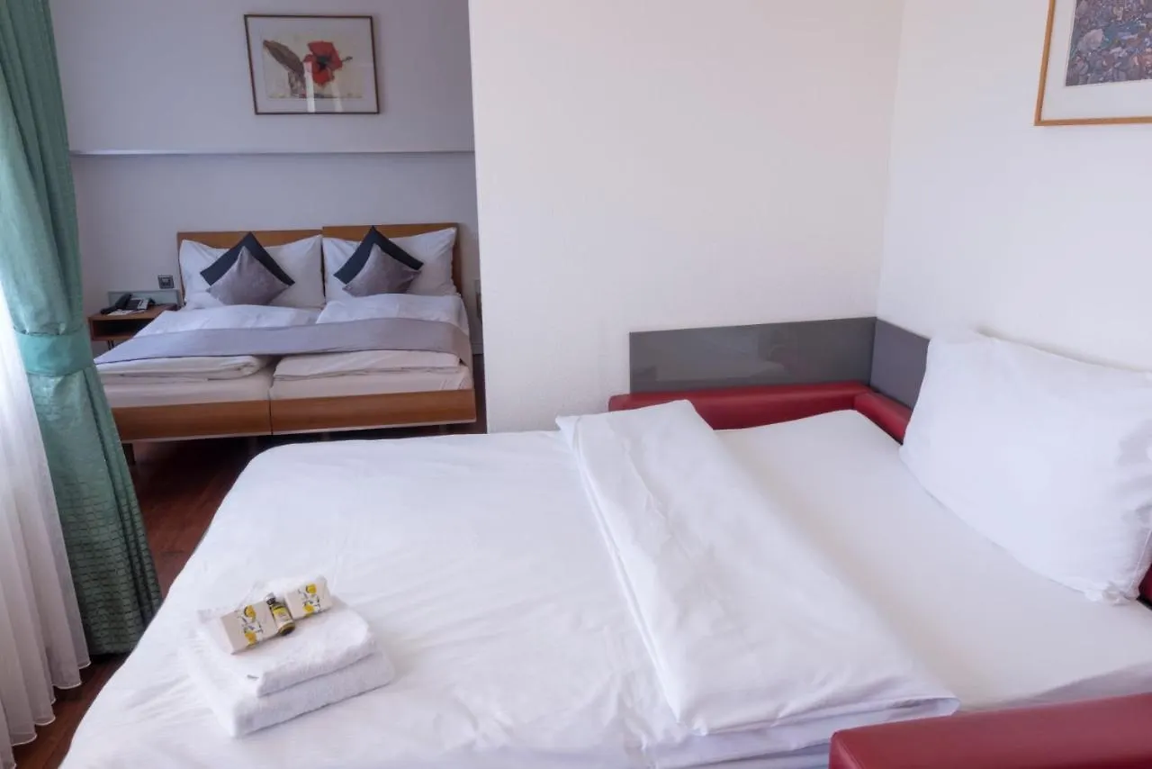 Hotel Krone Unterstrass Zurich 4*,